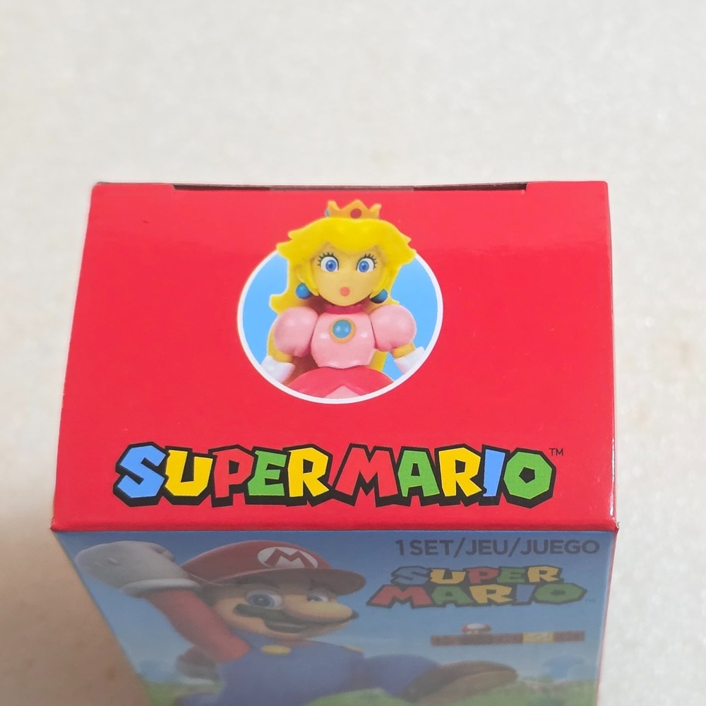 Super Mario PEACH Collectible Figure 2.5" JAKKS Pacific Posable 2023 Nintendo - Picture 5 of 6